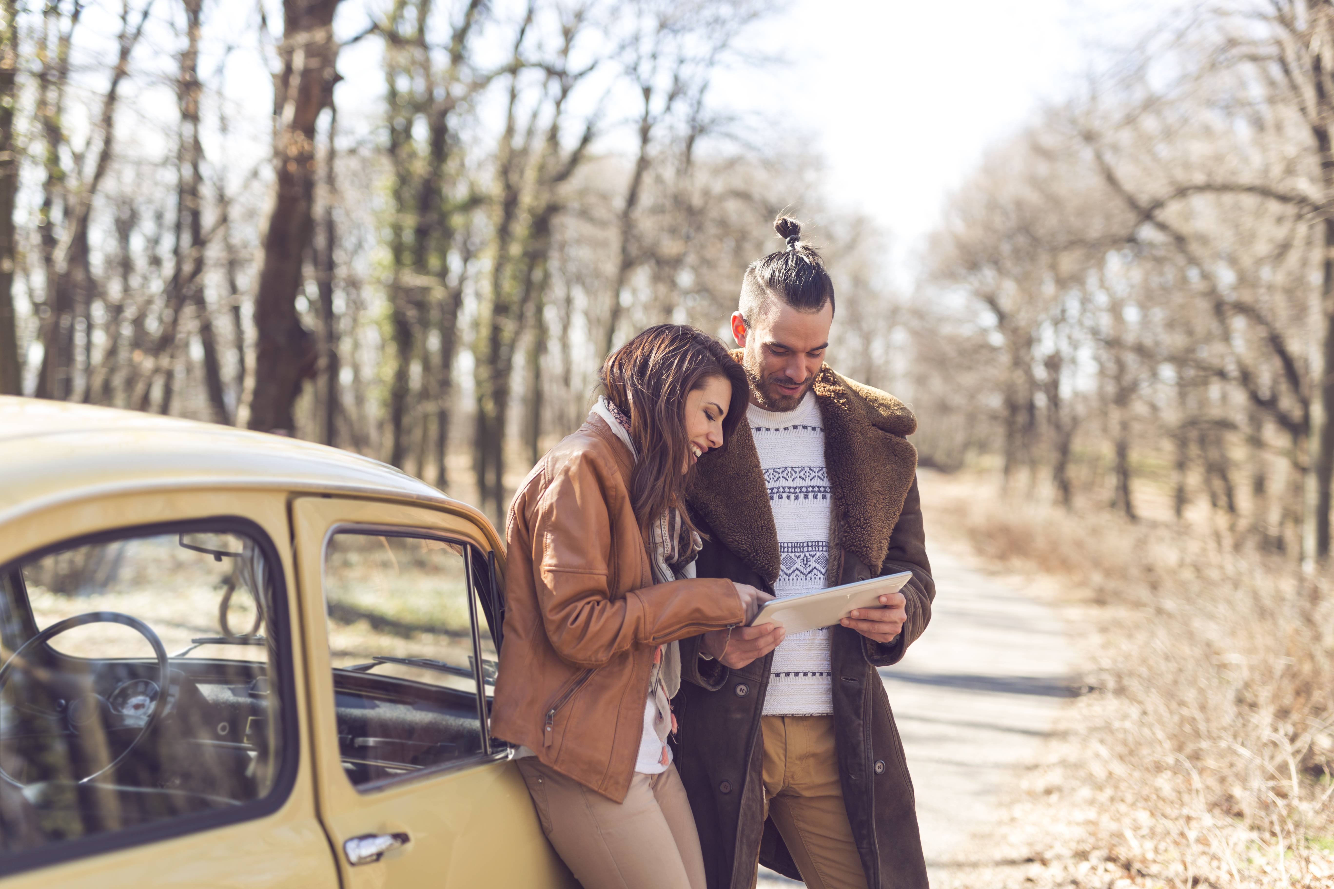 Les avantages de partir en vacances en voiture : liberté, flexibilité et découvertes